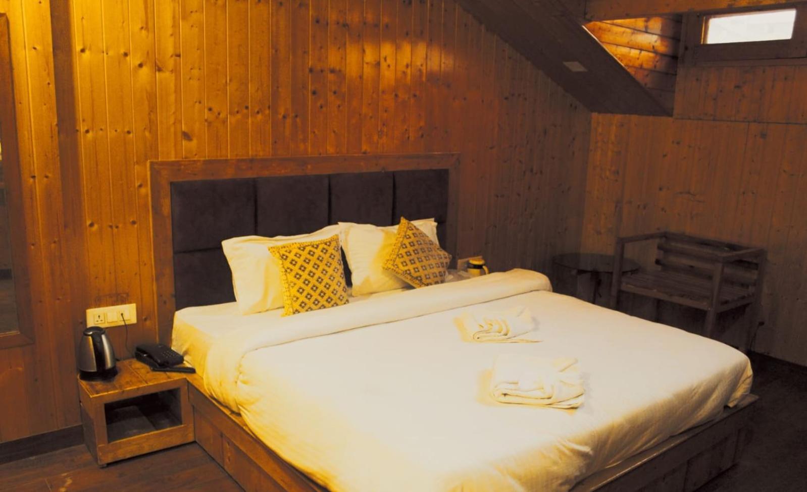 Hotel White Cloud Banikhet Экстерьер фото