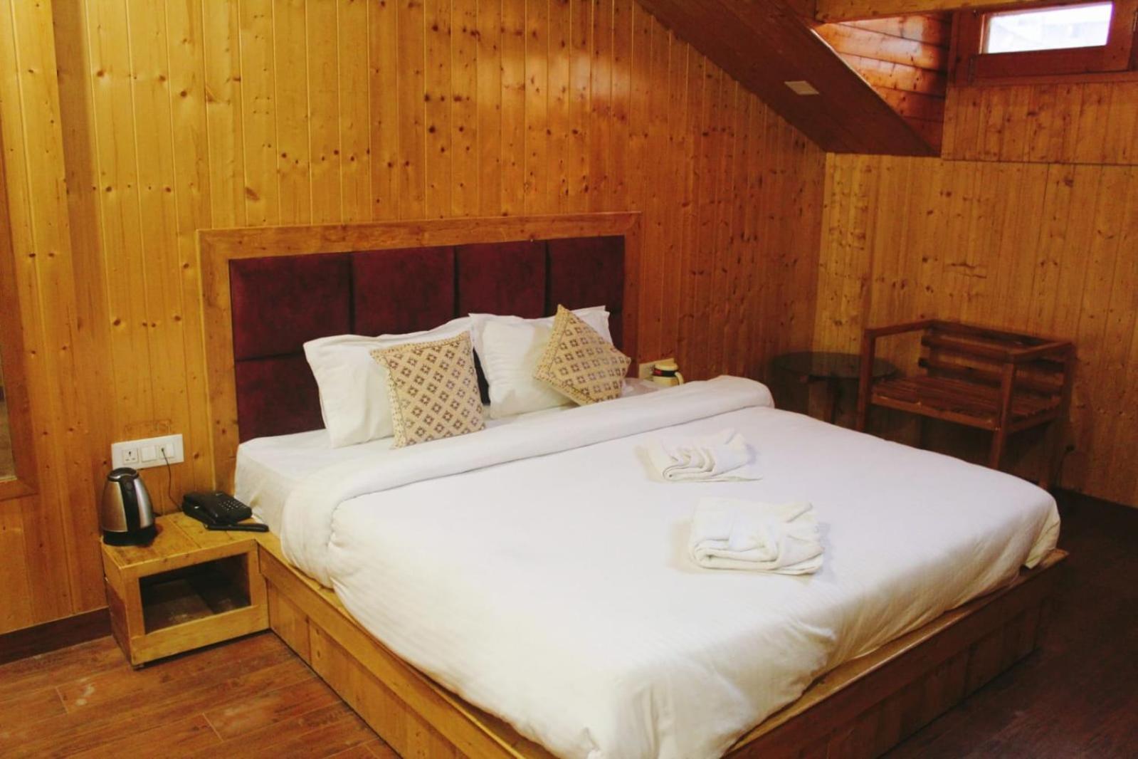 Hotel White Cloud Banikhet Экстерьер фото